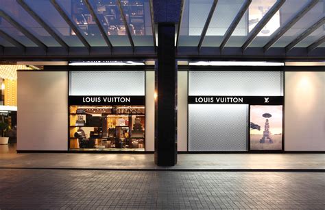 louis vuitton melbourne crown sale